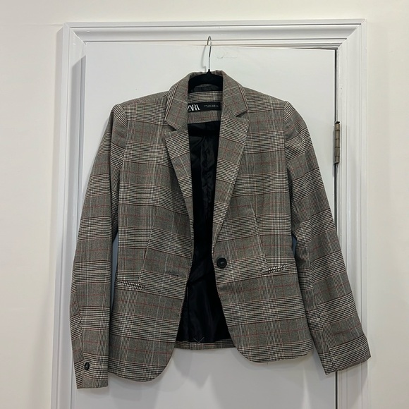 Zara Blazer - Picture 2 of 2